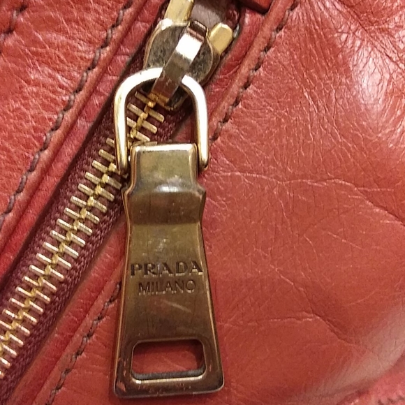 PRADA HANDBAG - Picture 3 of 16
